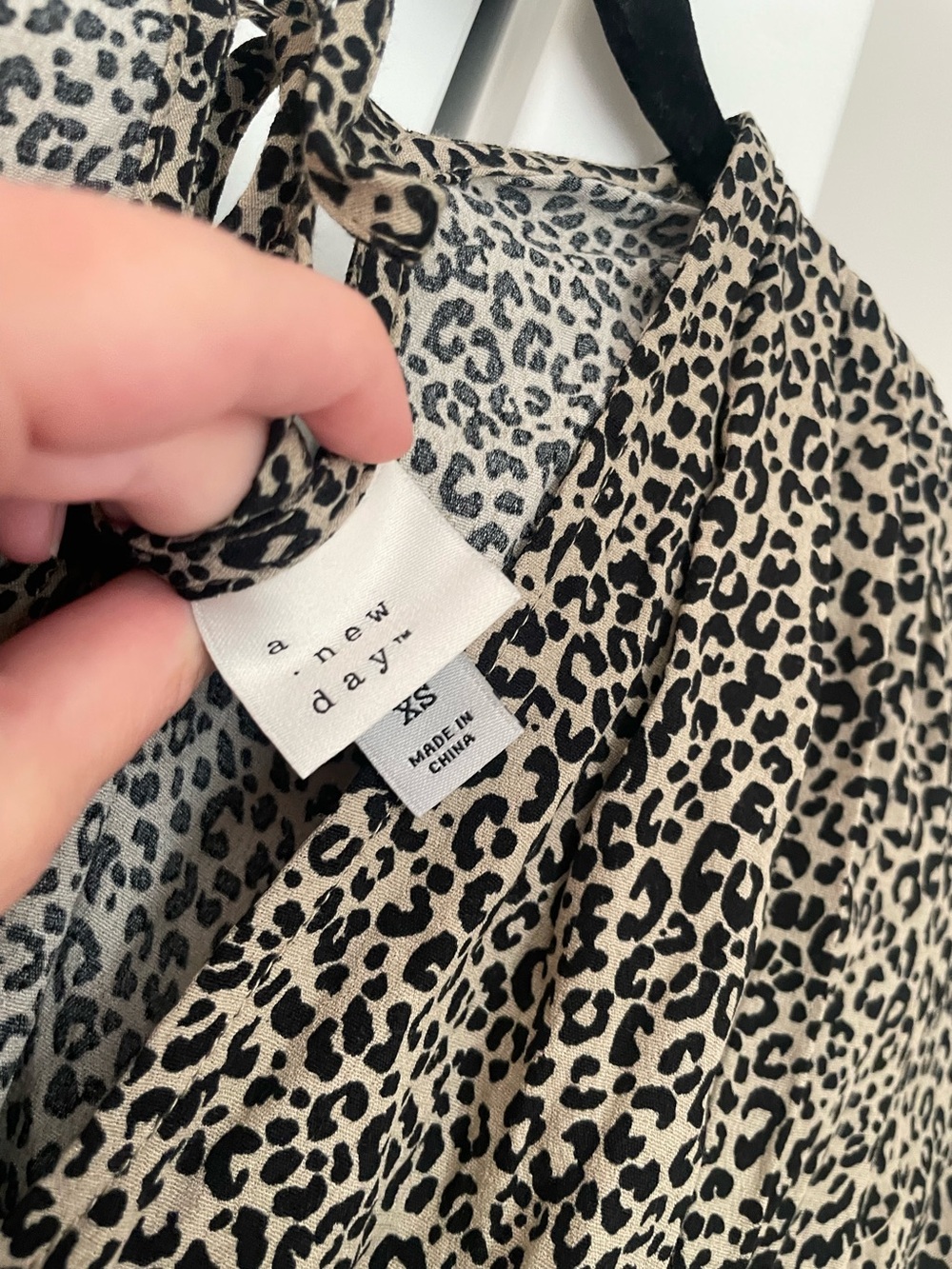 A‎ New Day Women’s Balloon Long Sleeve Mini A-line Dress Cheetah Print XS - Picture 2 of 3